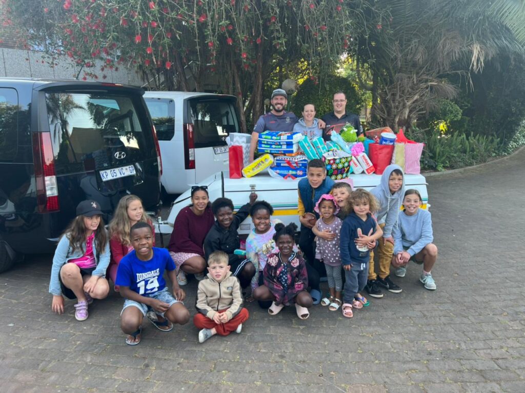 Round Table Kids to the Sea Project